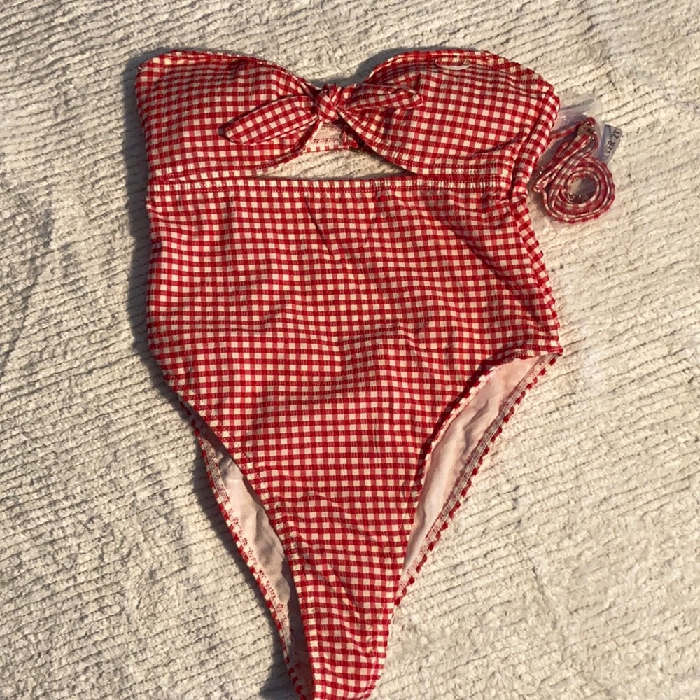 Swimwear -1